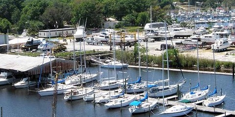 Pelicans Perch Marina & Boatyard