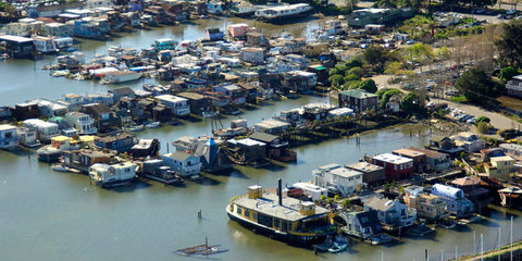 A-Dock Floating House Docks