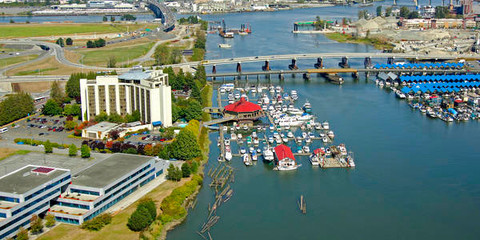 Pier 73 Marina