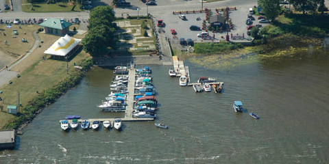 Venise-En-Quebec Marina