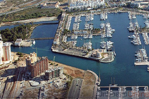 Puerto Deportivo Tomas Maestre