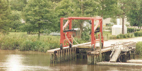 Two-Way Boat Yard