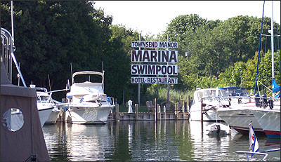 Townsend Manor Inn and Marina