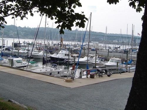 Brewer Sakonnet Marina