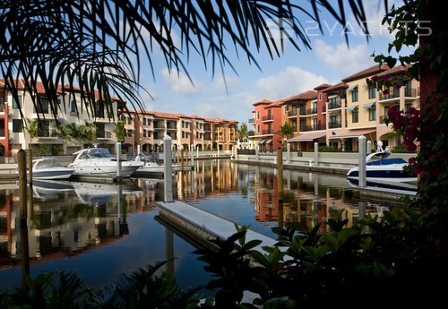 Naples Bay Resort & Marina