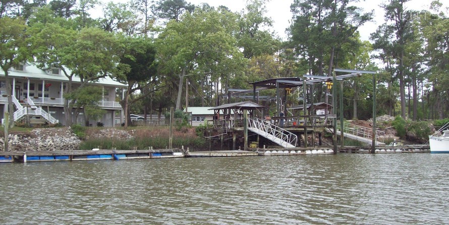 Belle Bluff Marina