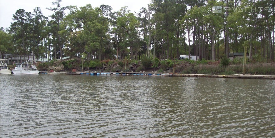 Belle Bluff Marina