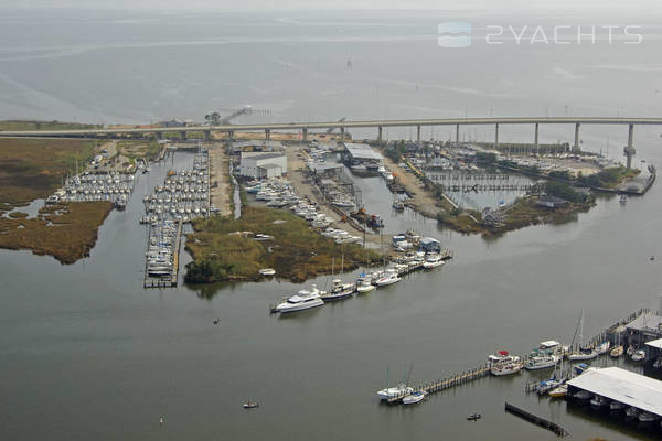 Dog River Marina