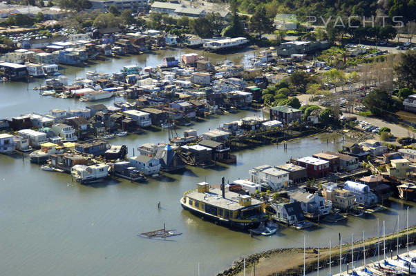 A-Dock Floating House Docks