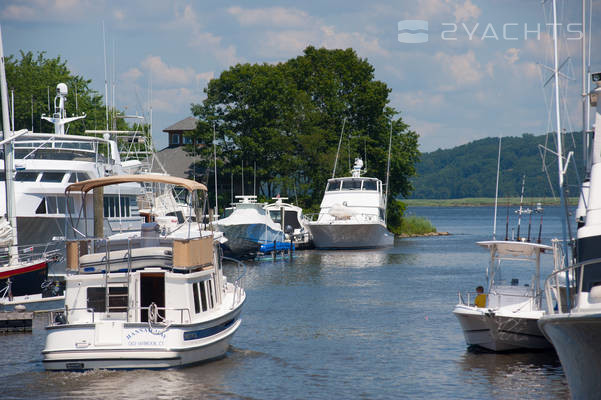 Safe Harbor | Ferry Point Marina