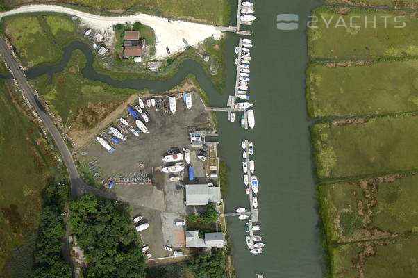 Brown's Boat Yard