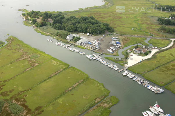 Brown's Boat Yard