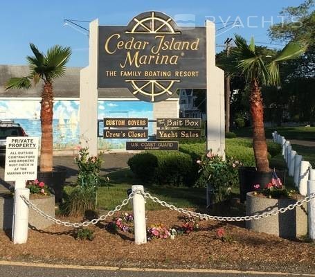 Cedar Island Marina