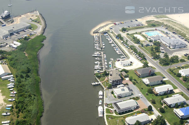 Lewes Yacht Club Marina