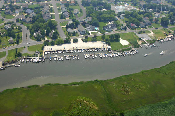 Pilottown Yacht Basin