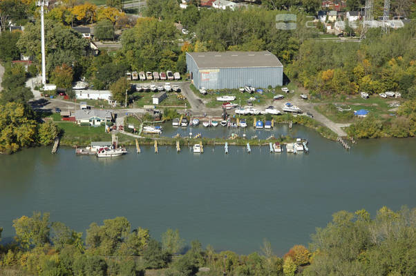 Skipper's Marina