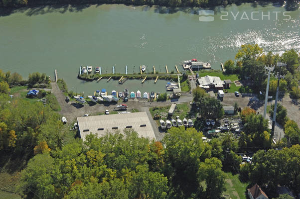 Skipper's Marina