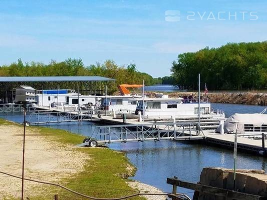 Bluff Harbor Marina