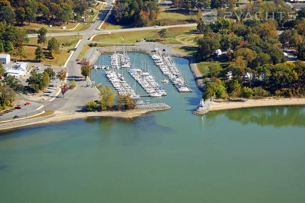 Lighthouse Landing Marina