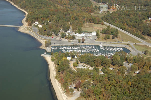 Lighthouse Landing Marina