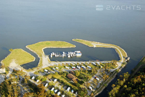 Lake End Park Marina