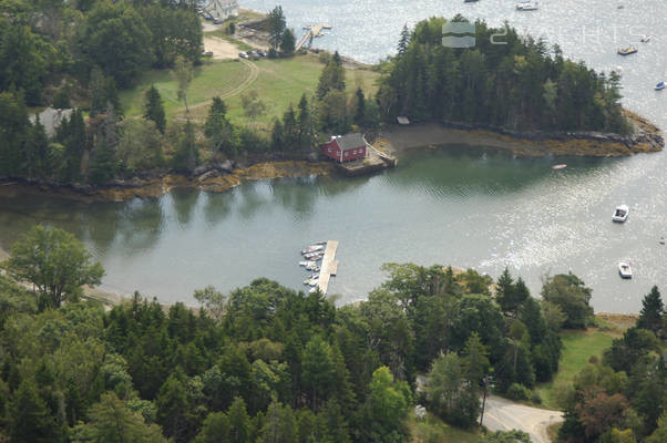 Buck's Harbor Town Dock