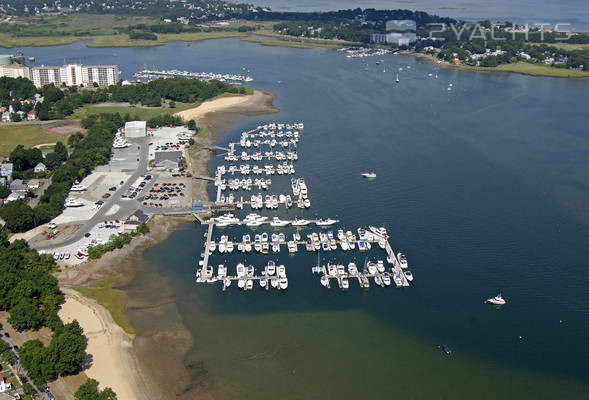 Bay Pointe Marina, a Suntex Marina