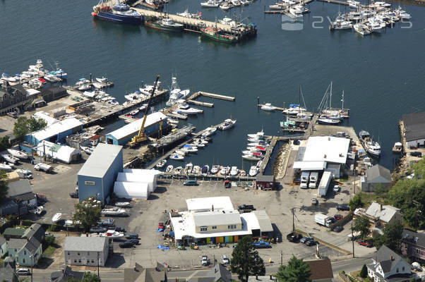 Brown's Yacht Yard