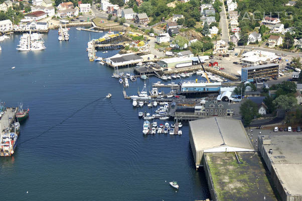 Brown's Yacht Yard