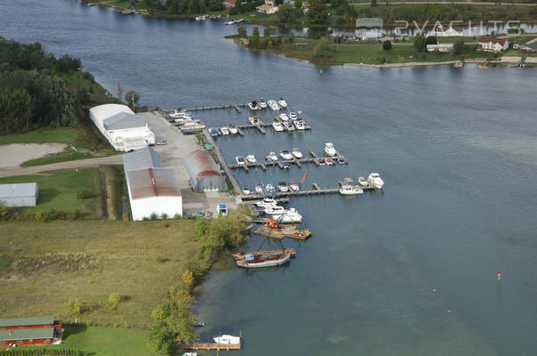 Anchor Inn Marina