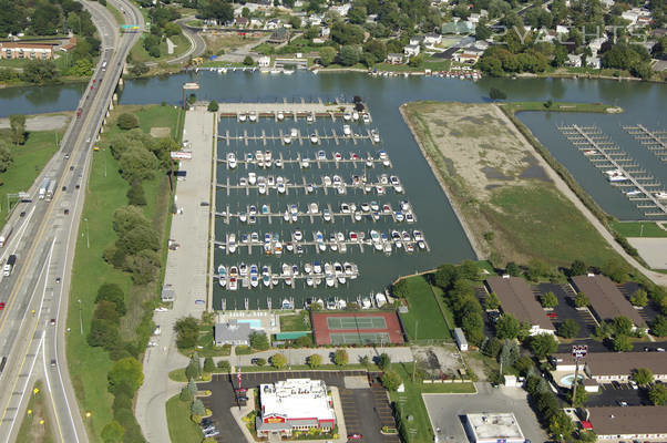 Bridge Harbor Marina