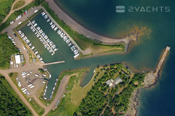 Knife River Marina