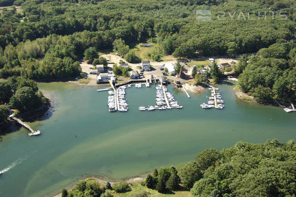 BGs Boat House Restaurant and Marina