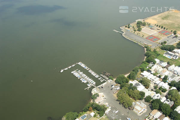 Robbins Reef Yacht Club