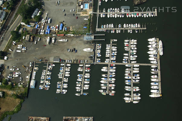 Tottenville Marina