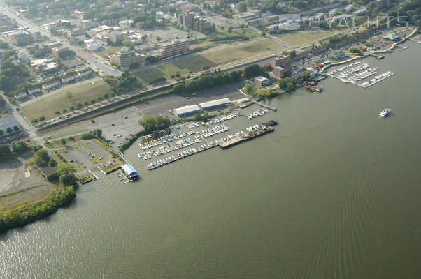 Gull Harbor Marina