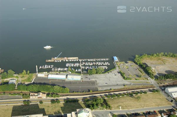 Gull Harbor Marina