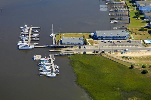 Blue Water Point Motel & Marina