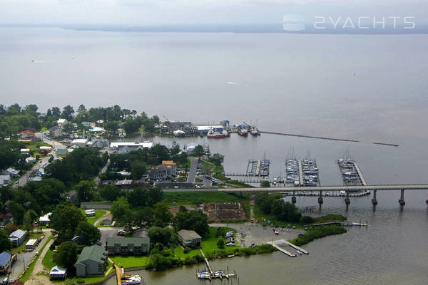 Oriental Harbor Marina