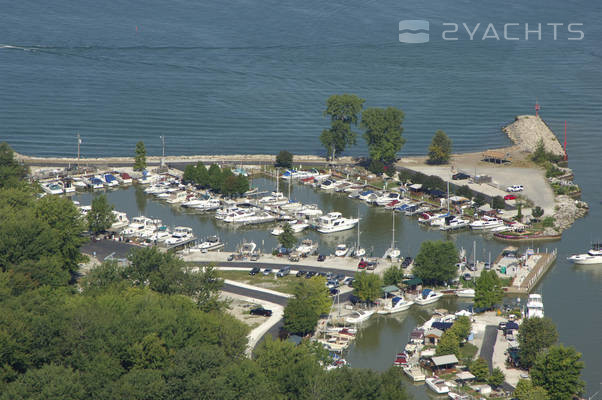 Chagrin Lagoons Yacht Club