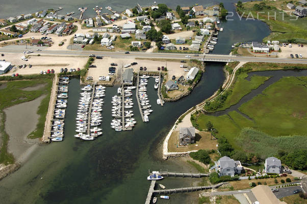 Lockwoods Marina