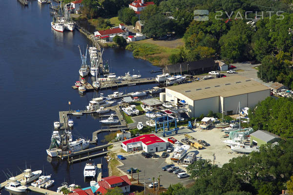 The Boat Shed and Marina