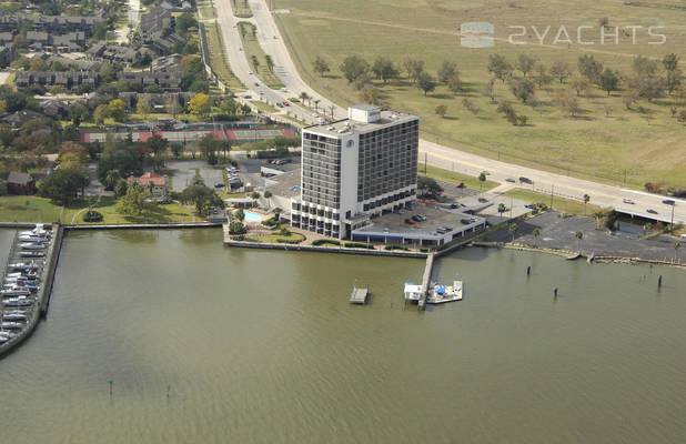 Nassau Bay Hilton Marina