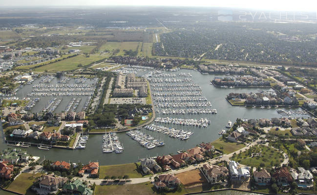 Waterford Harbor Yacht Club