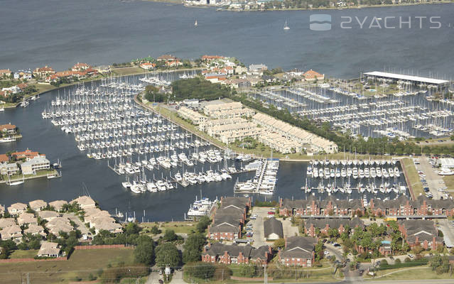 Waterford Harbor Yacht Club