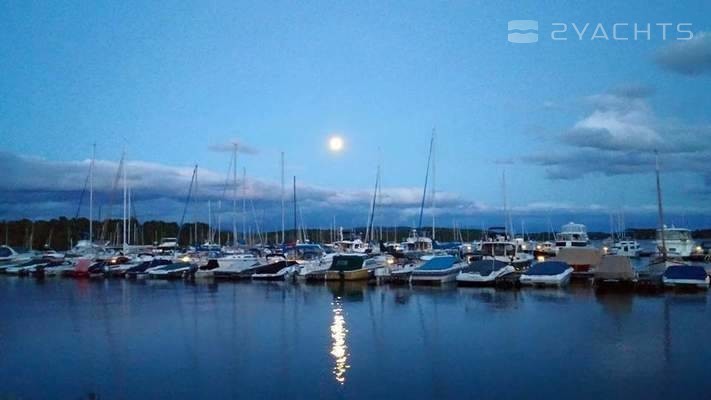 Point Bay Marina