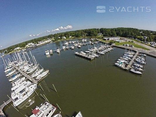 Crown Pointe Marina