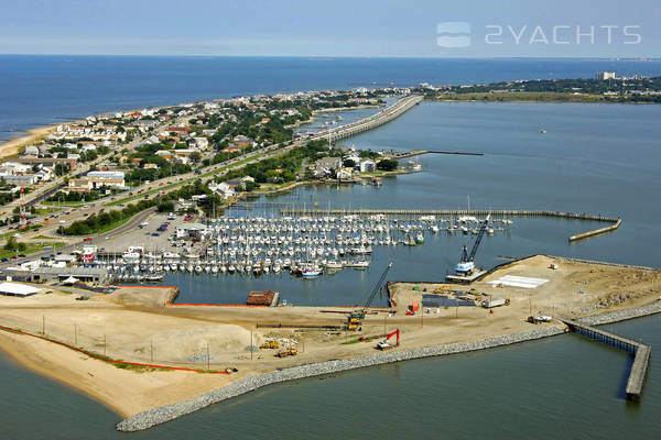 Willoughby Harbor Marina