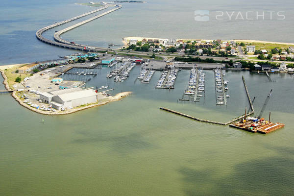 Willoughby Harbor Marina