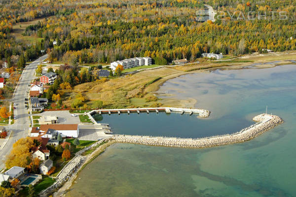 Bailey's Harbor Town Marina